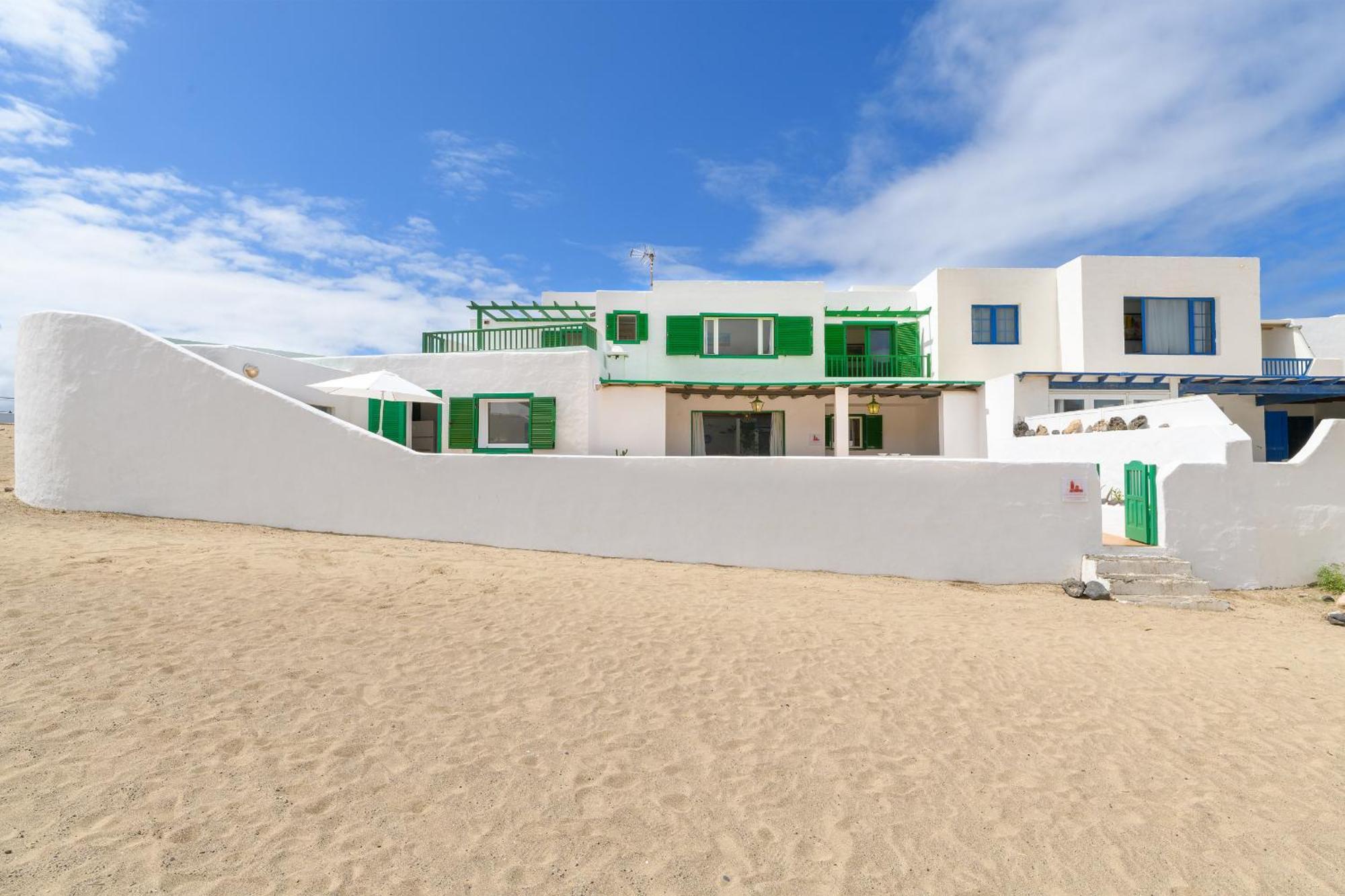 Famara Caracolillos, La Casa エクステリア 写真
