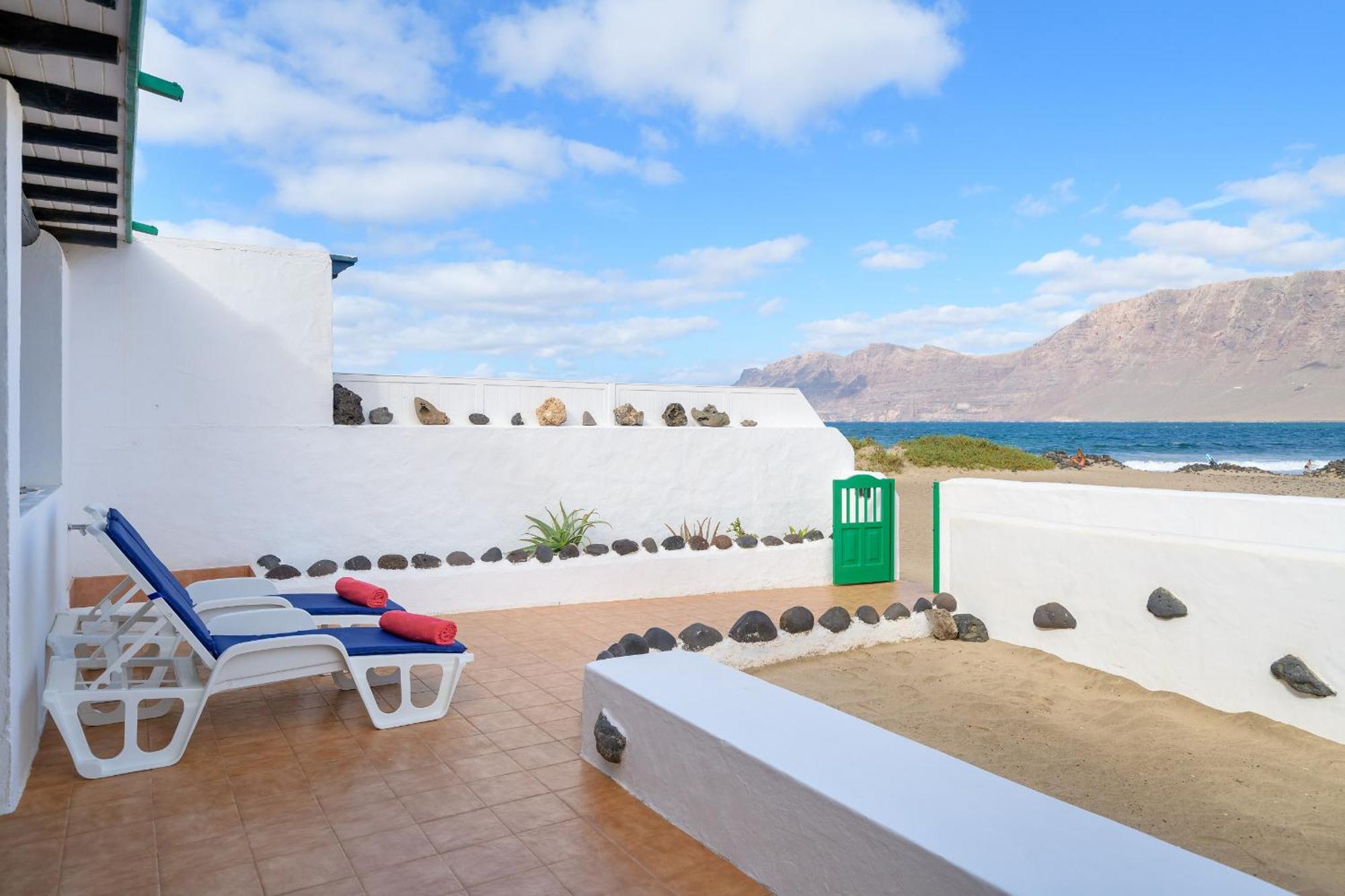 Famara Caracolillos, La Casa エクステリア 写真